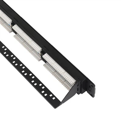 ケーブル管理リングを備えたシールドされていないRJ45ネットワークパッチパネル